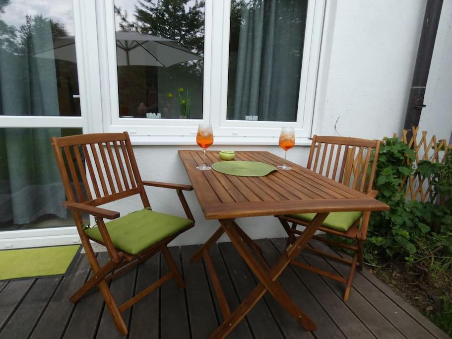 Ruhiges Garten-Studio Chiara Gstadt Laeufers Chiemsee Holiday Home クシュタット・アム・キームゼー エクステリア 写真